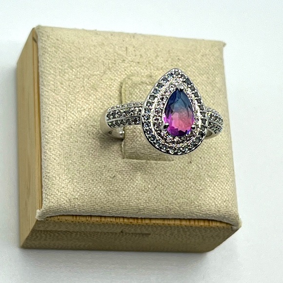 Bomb Party Ring - Picture 3 of 3